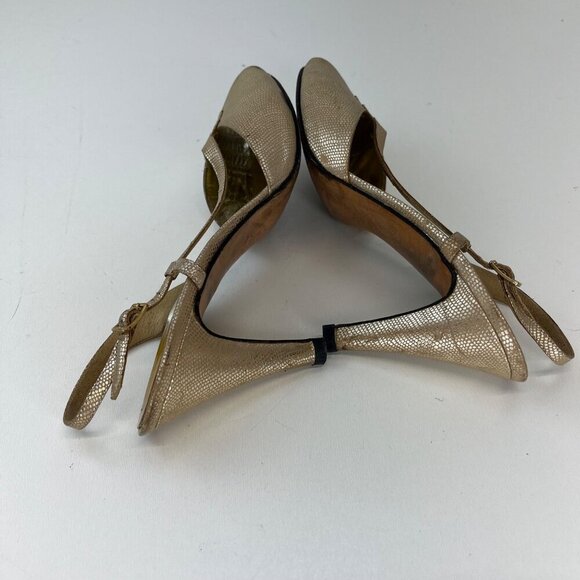 Salvatore Ferragamo Gold Peep Toe Sling Back Heels Size 8.5 Made In Italy - Picture 7 of 11